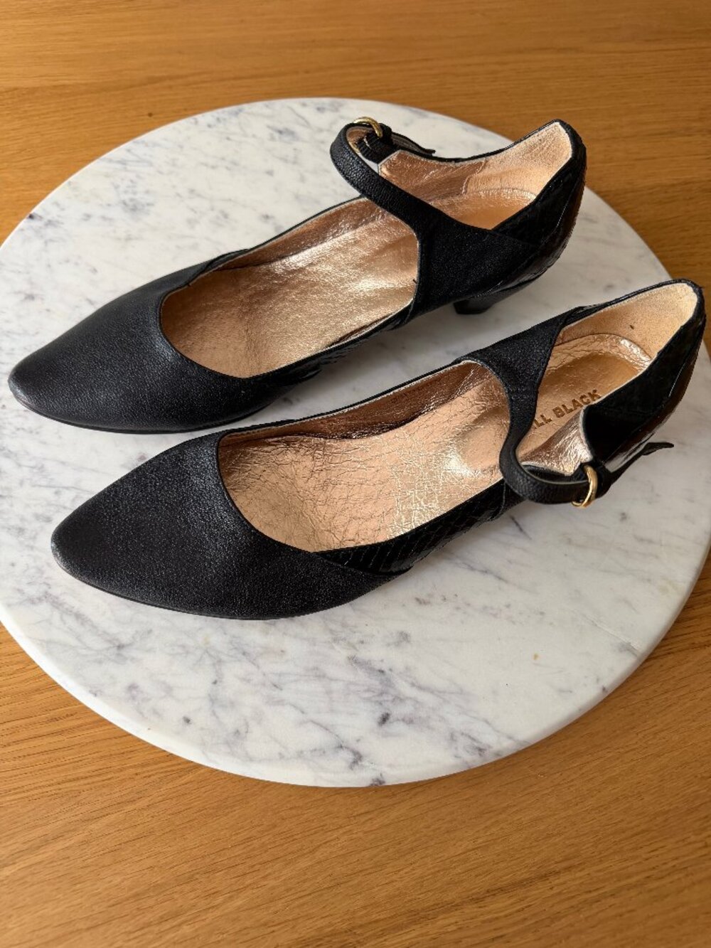 All Black low kitten heel mary jane leather snakeskin heel, size 41 (10)